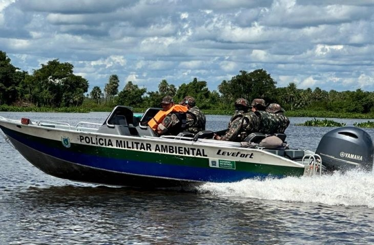 Polícia Florestal fiscaliza rios em MS (Foto: Divulgação ).