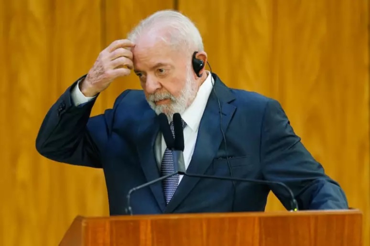 Presidente Lula em baixa (Foto: Wilton Júnior/Estadão).