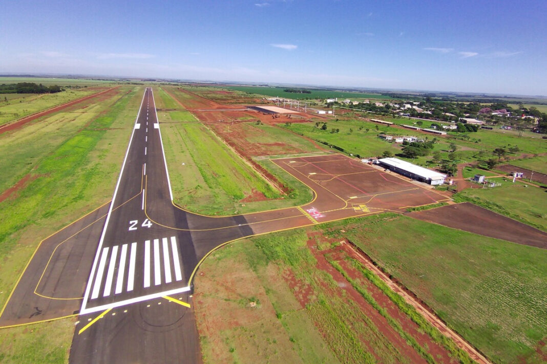 Cabeceira 24 da pista do Aeroporto Regional de Dourados não passou no teste do Grupo Especial de Inspeção de Voo (Foto: Reprodução).