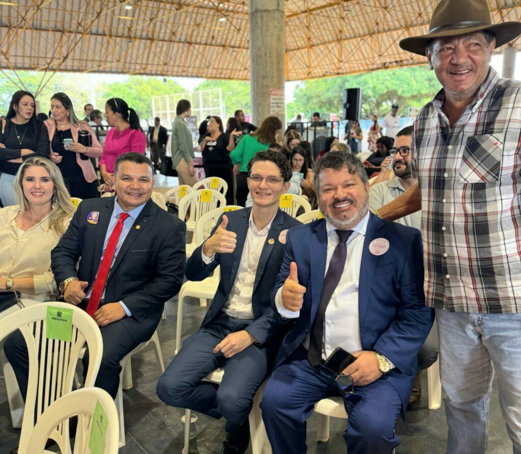 Carlos Bernardo esteve envolvido em uma agenda com ministros para o lançamento de obras em Dourados